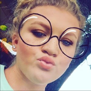 Meet your Posher, Brooklyn